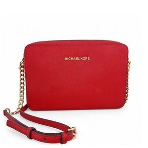 MICHAEL KORS LEATHER JET SET CROSSBODY BAG - RED